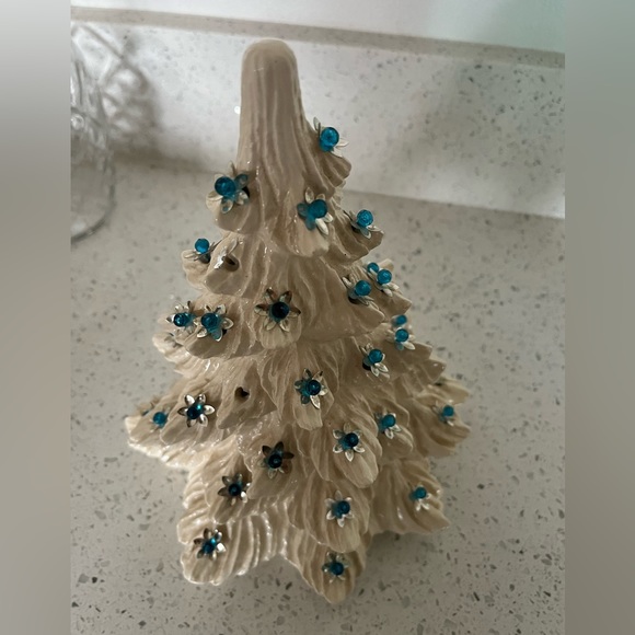Vintage Ceramic Christmas Tree - Picture 6 of 14